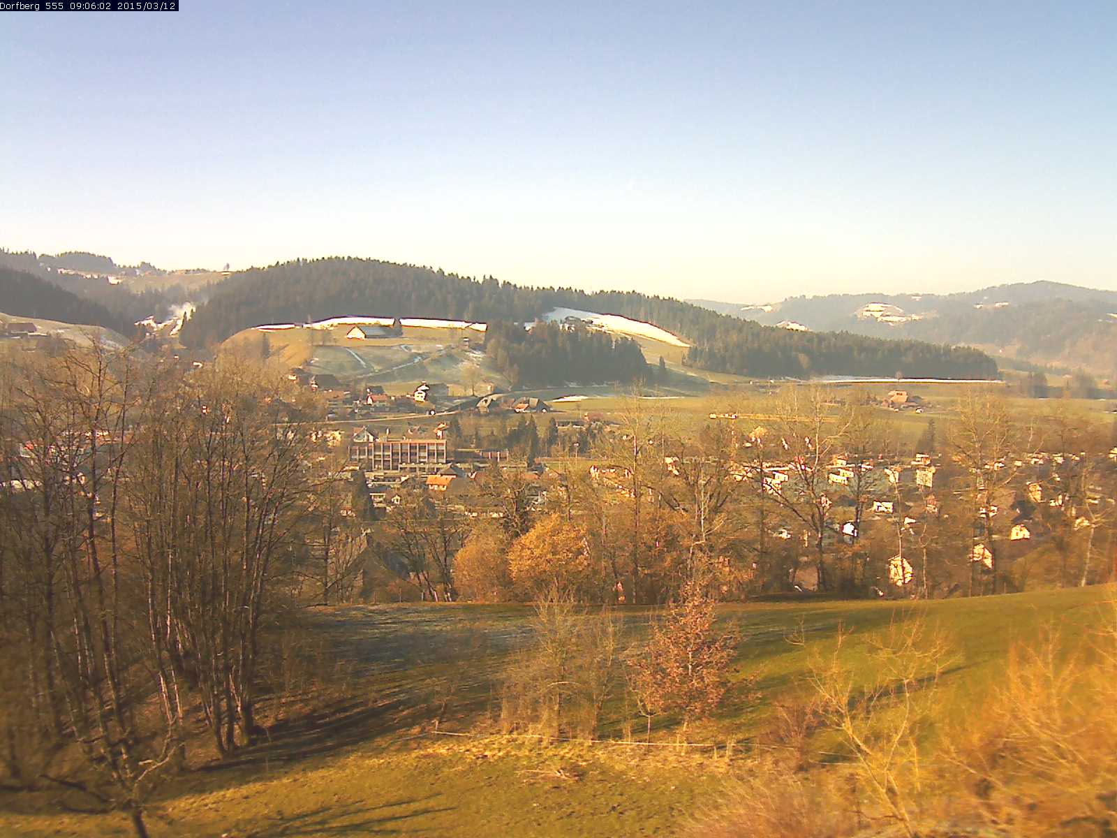 Webcam-Bild: Aussicht vom Dorfberg in Langnau 20150312-090601