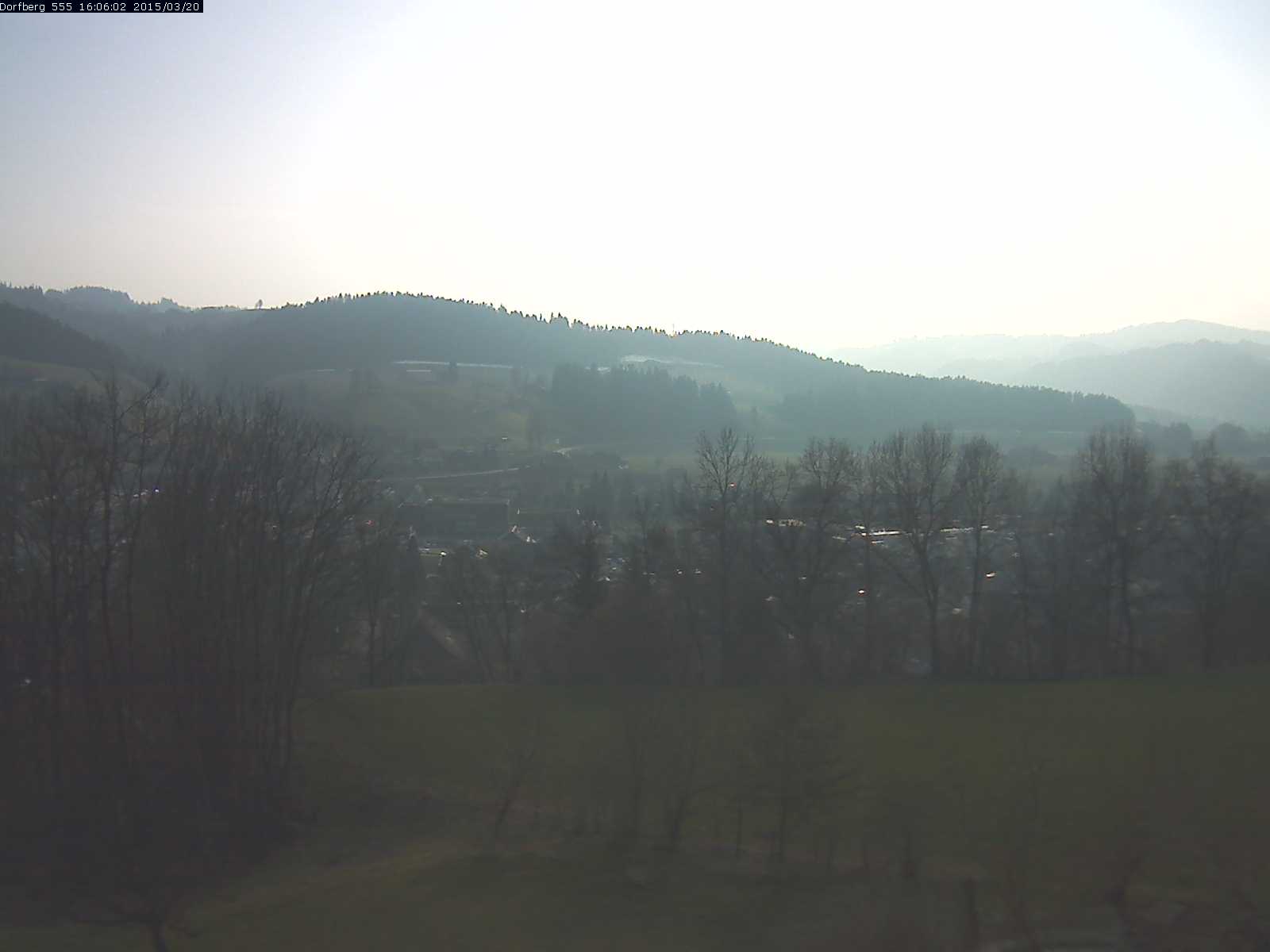 Webcam-Bild: Aussicht vom Dorfberg in Langnau 20150320-160601
