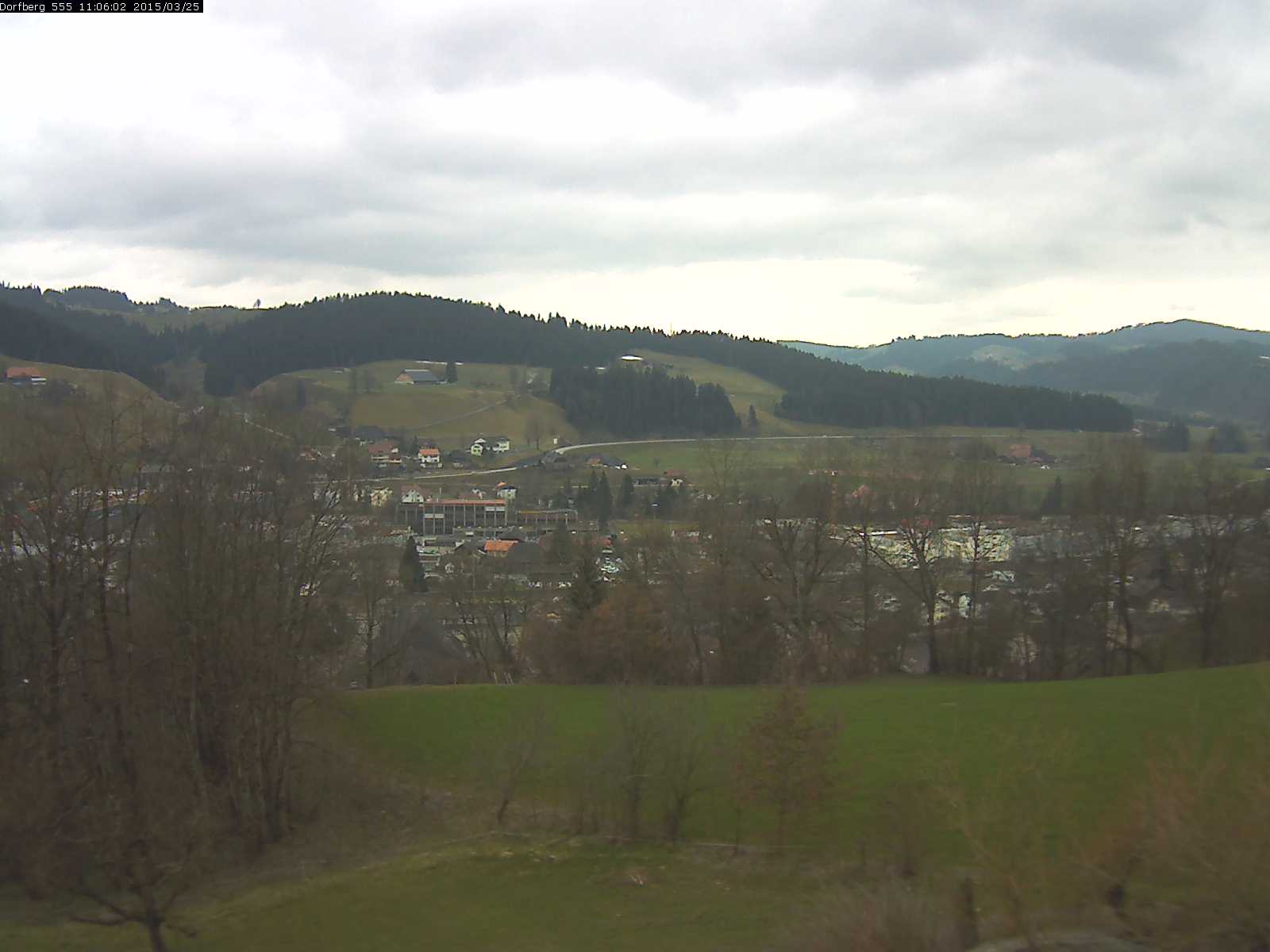 Webcam-Bild: Aussicht vom Dorfberg in Langnau 20150325-110601