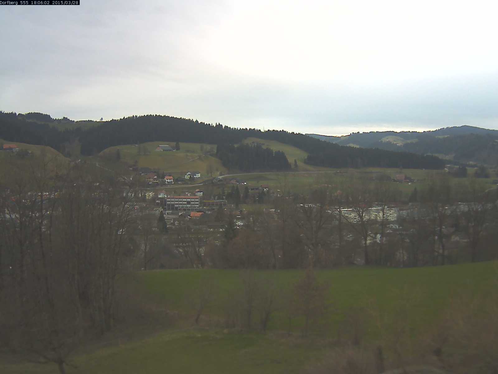 Webcam-Bild: Aussicht vom Dorfberg in Langnau 20150328-180601