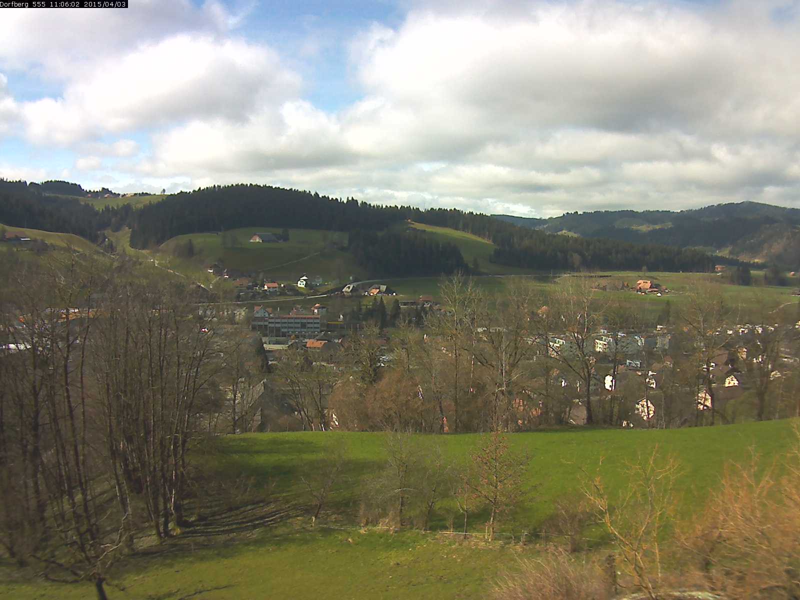 Webcam-Bild: Aussicht vom Dorfberg in Langnau 20150403-110601