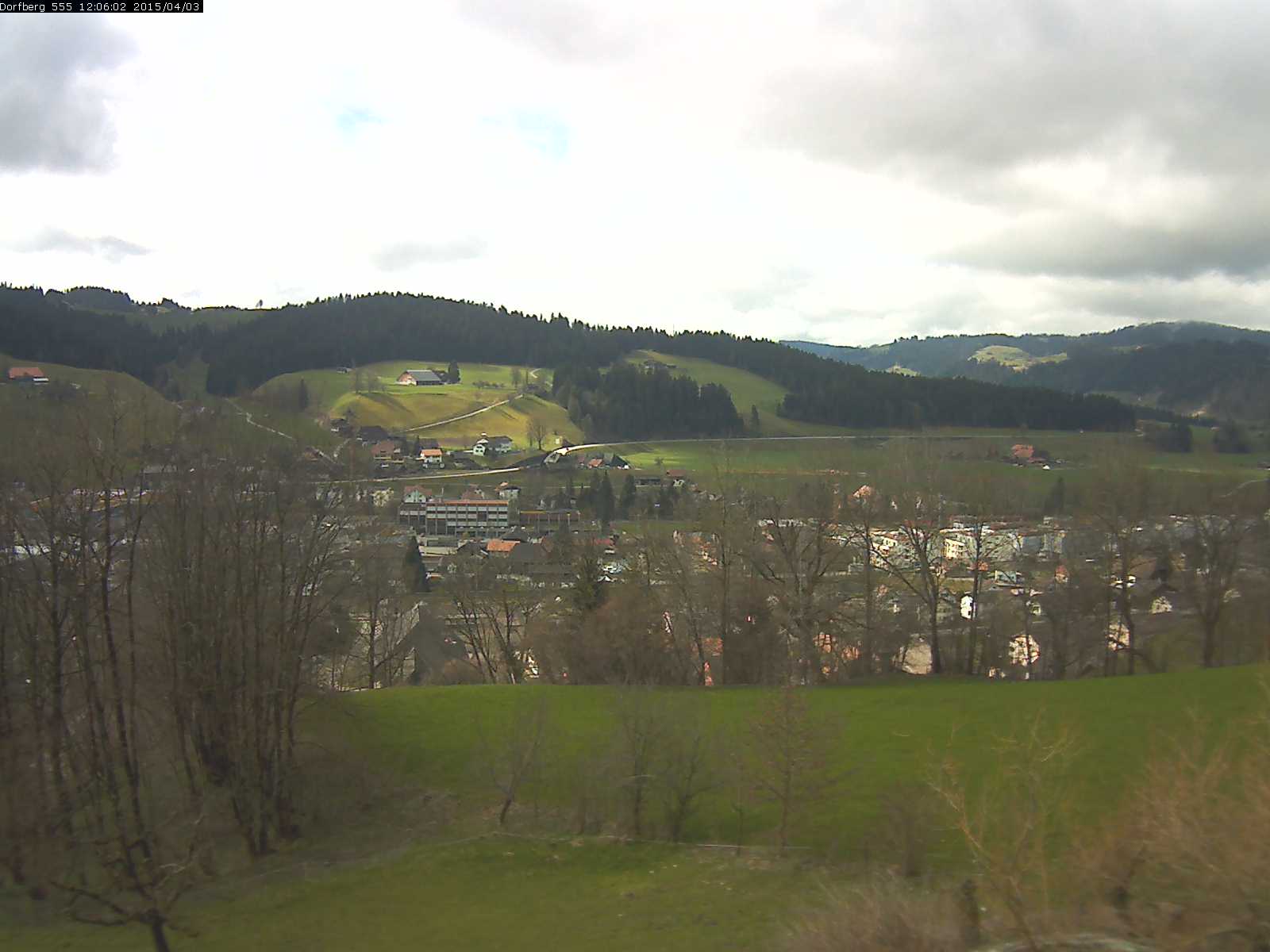 Webcam-Bild: Aussicht vom Dorfberg in Langnau 20150403-120601