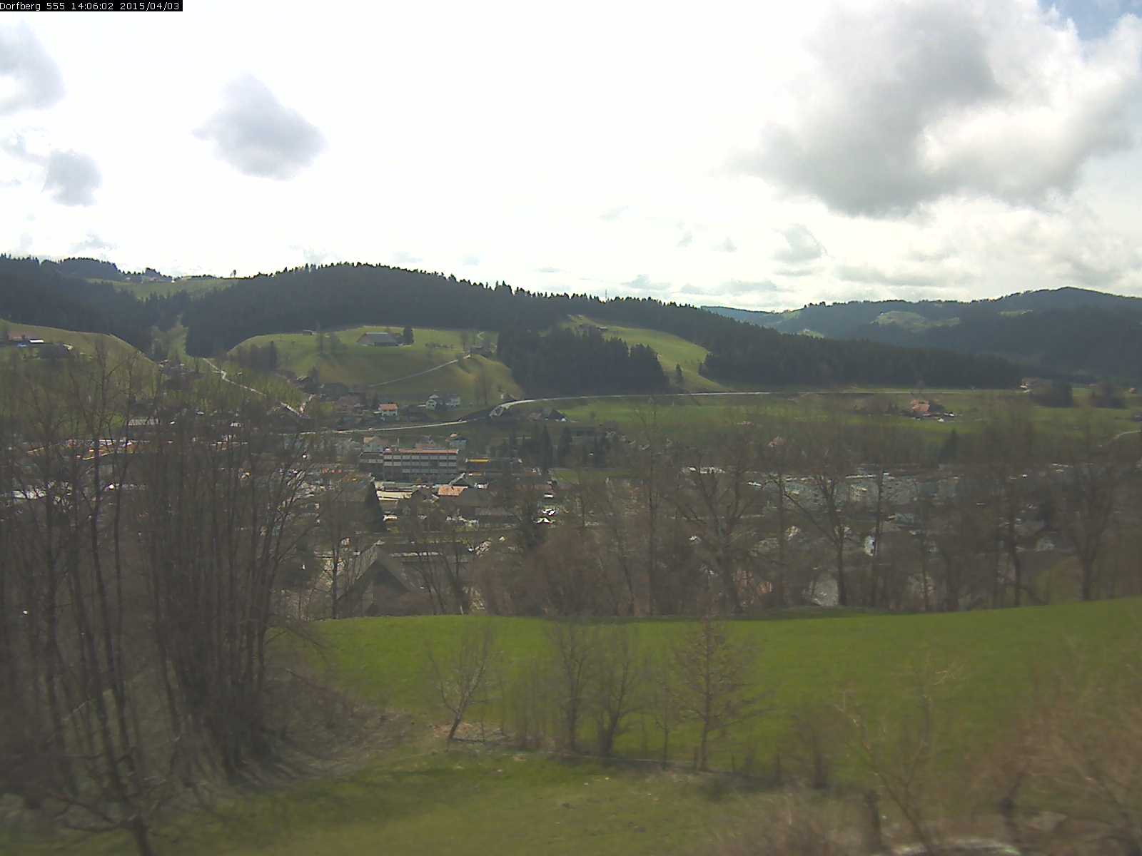 Webcam-Bild: Aussicht vom Dorfberg in Langnau 20150403-140601