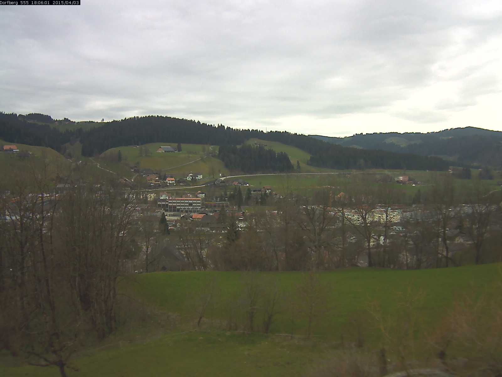 Webcam-Bild: Aussicht vom Dorfberg in Langnau 20150403-180601