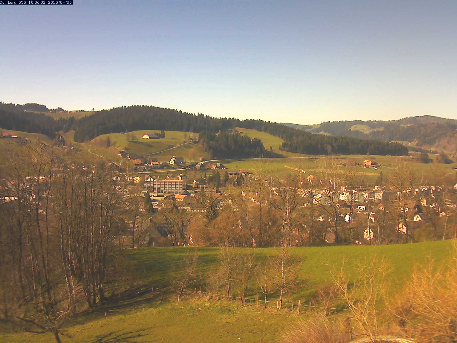 Webcam-Bild: Aussicht vom Dorfberg in Langnau 20150406-100601
