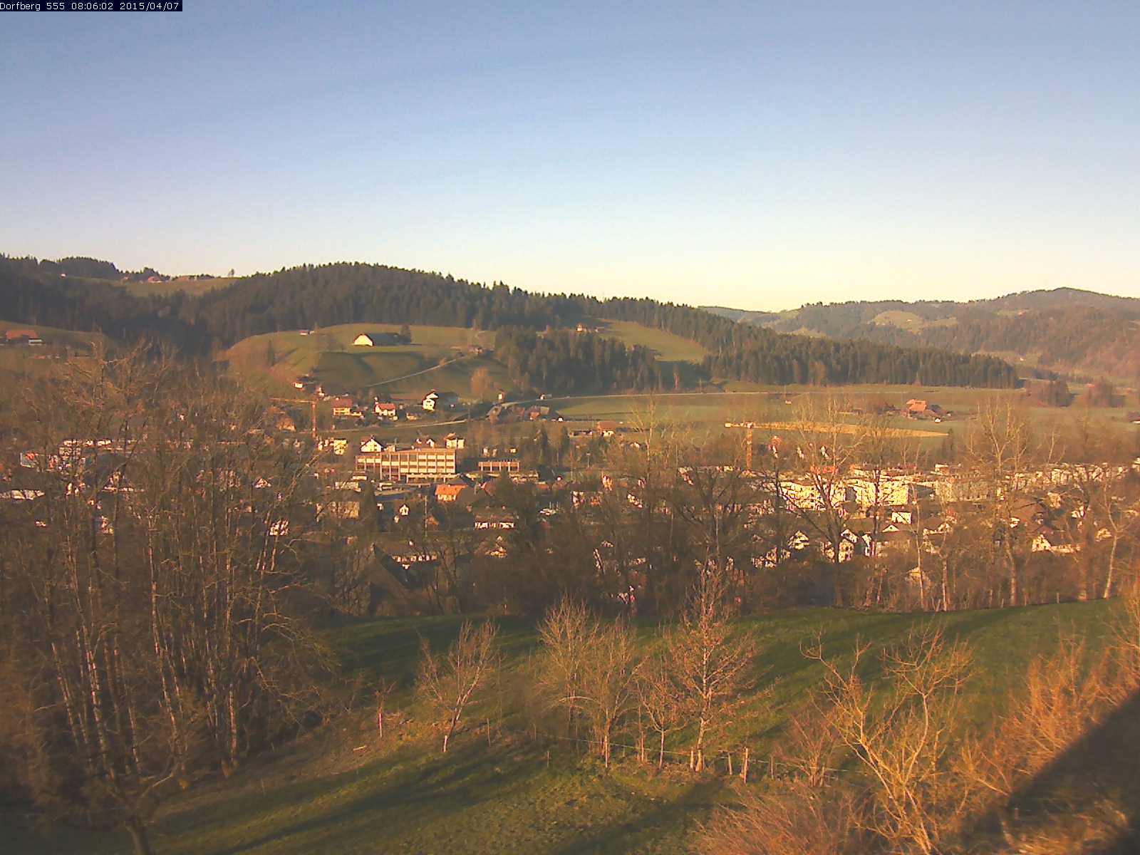 Webcam-Bild: Aussicht vom Dorfberg in Langnau 20150407-080601