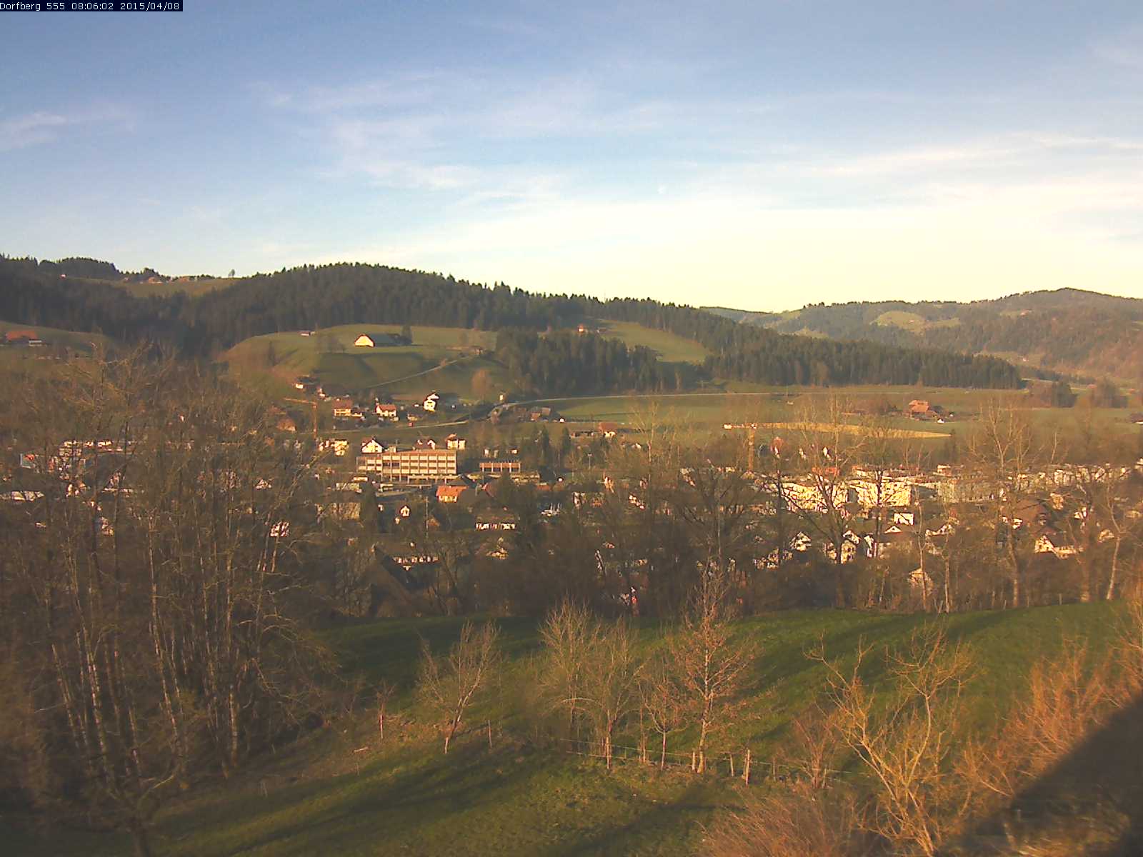 Webcam-Bild: Aussicht vom Dorfberg in Langnau 20150408-080601