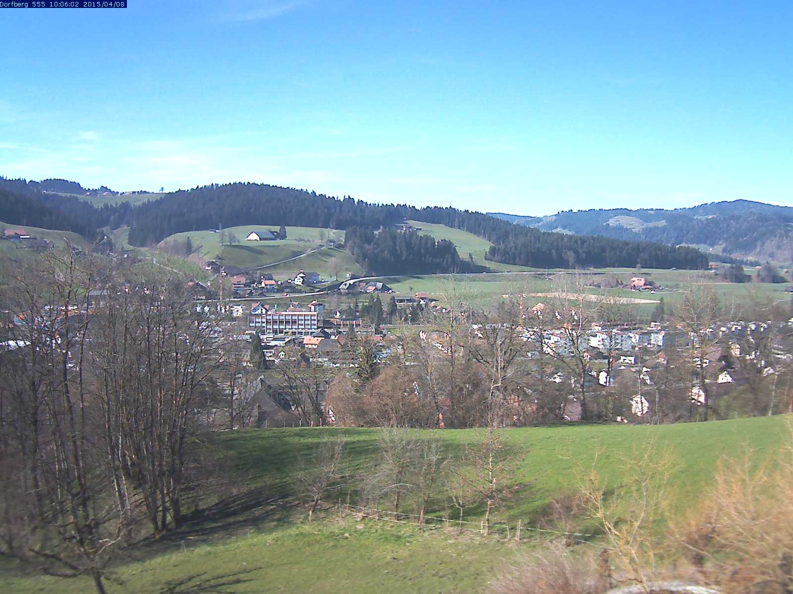 Webcam-Bild: Aussicht vom Dorfberg in Langnau 20150408-100601