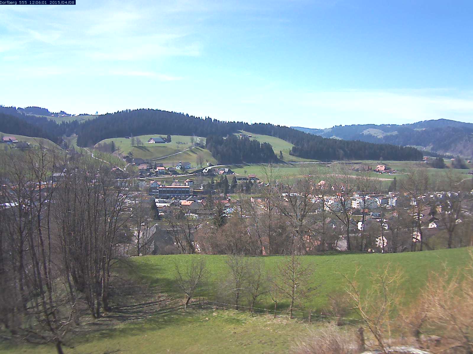 Webcam-Bild: Aussicht vom Dorfberg in Langnau 20150408-120601