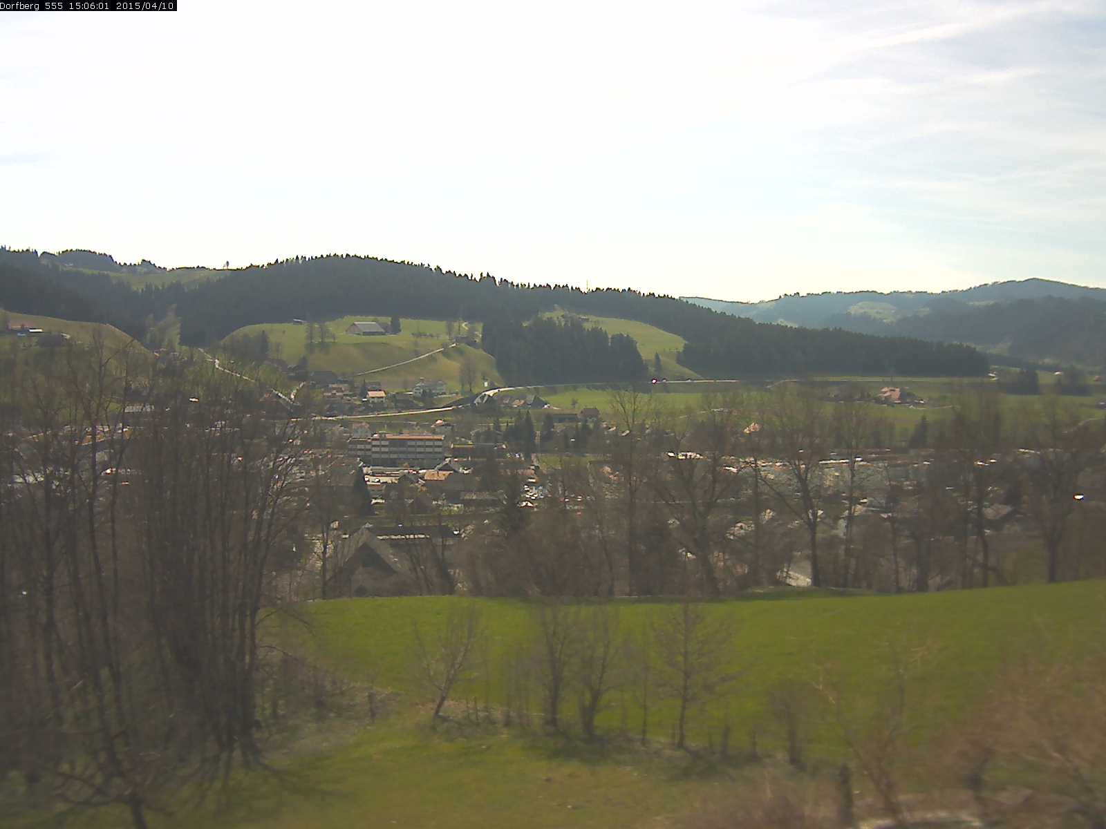 Webcam-Bild: Aussicht vom Dorfberg in Langnau 20150410-150601