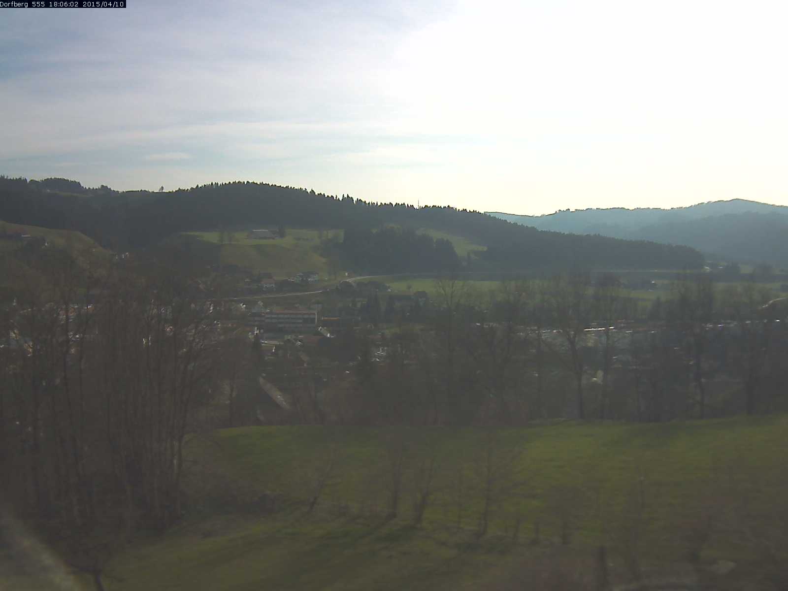 Webcam-Bild: Aussicht vom Dorfberg in Langnau 20150410-180601