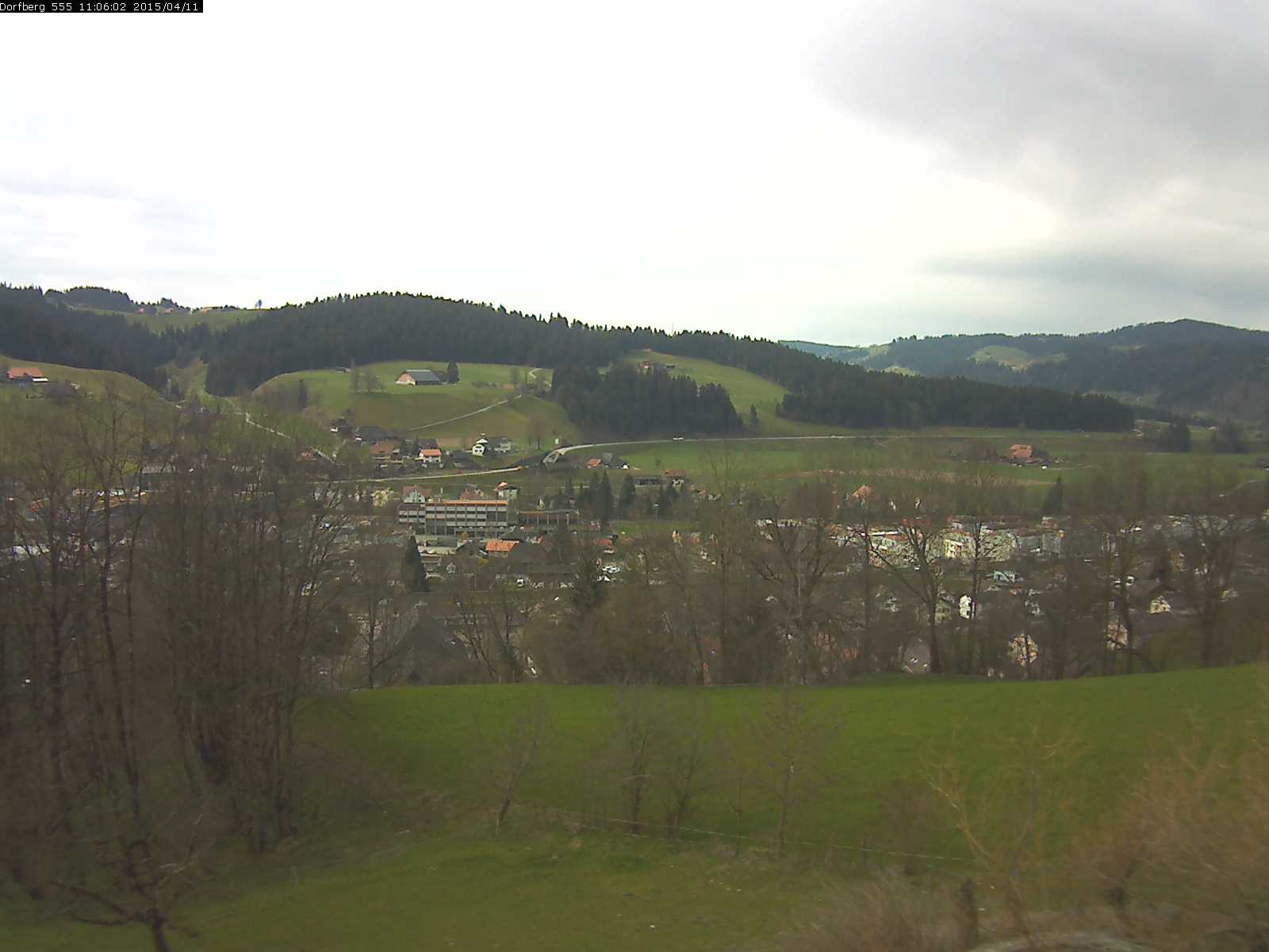 Webcam-Bild: Aussicht vom Dorfberg in Langnau 20150411-110601