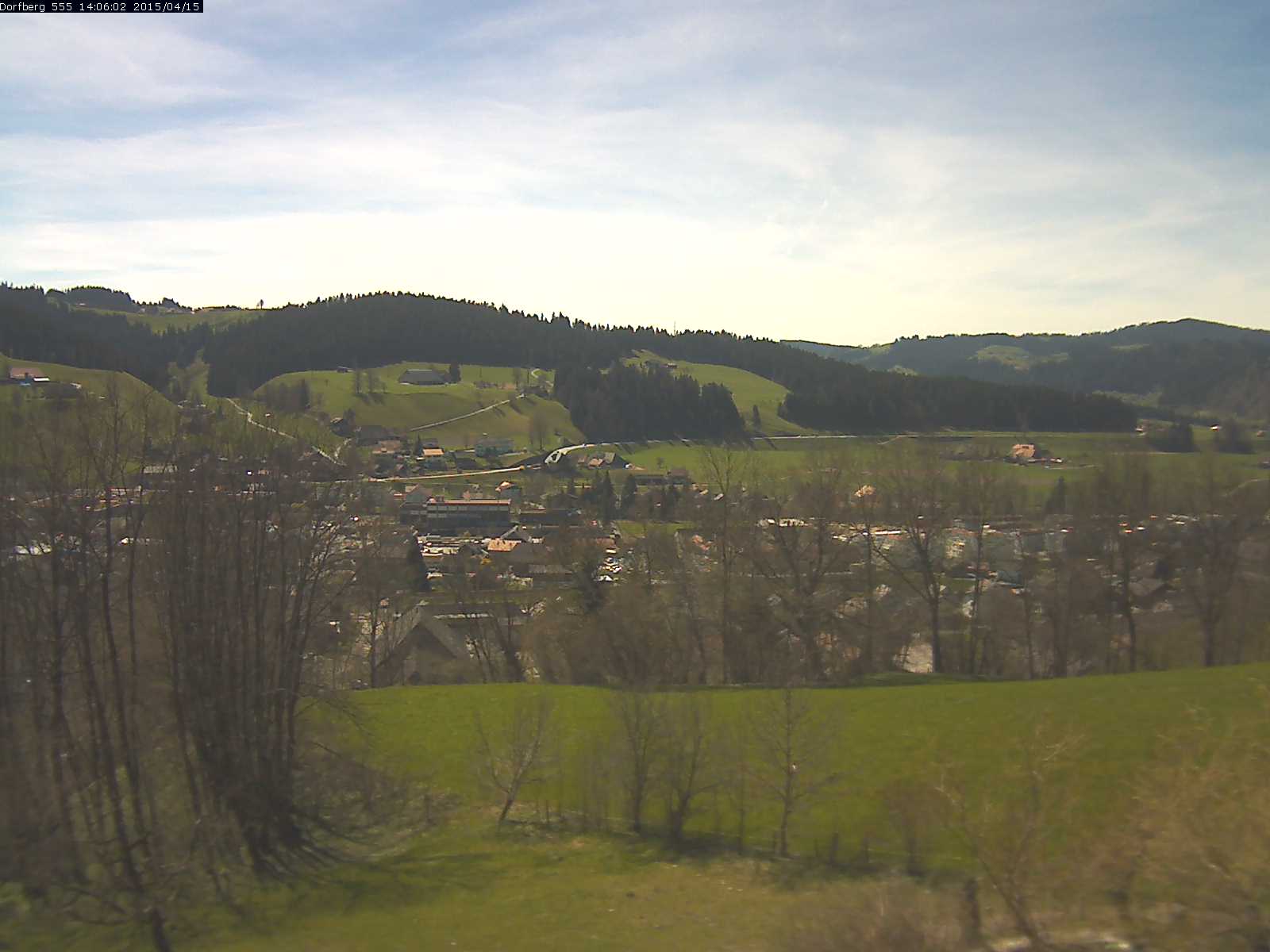 Webcam-Bild: Aussicht vom Dorfberg in Langnau 20150415-140601