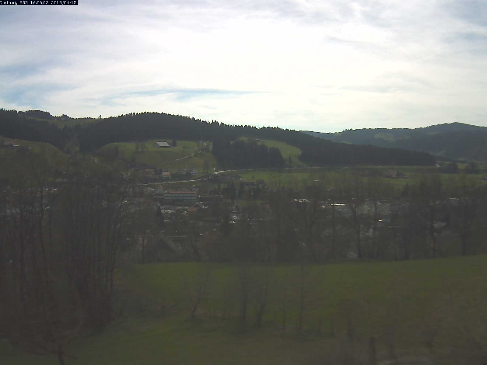 Webcam-Bild: Aussicht vom Dorfberg in Langnau 20150415-160601