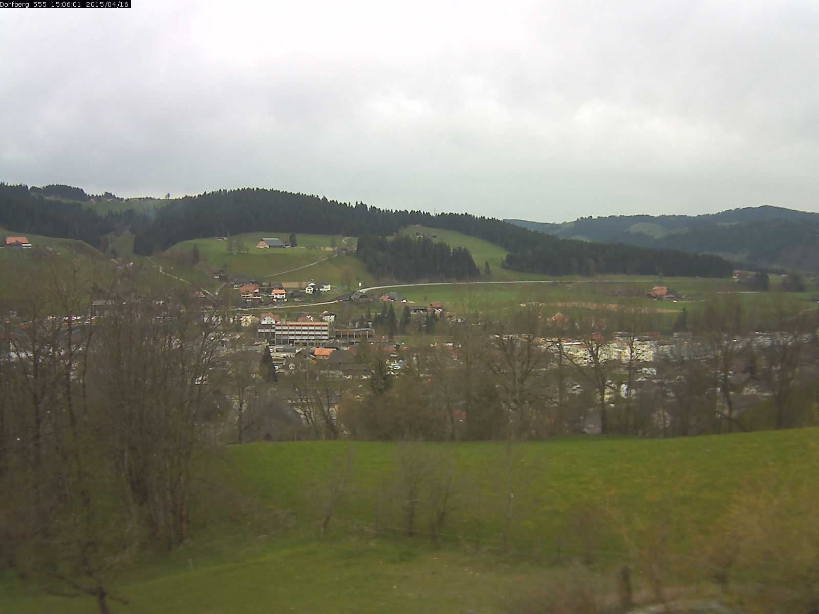 Webcam-Bild: Aussicht vom Dorfberg in Langnau 20150416-150601