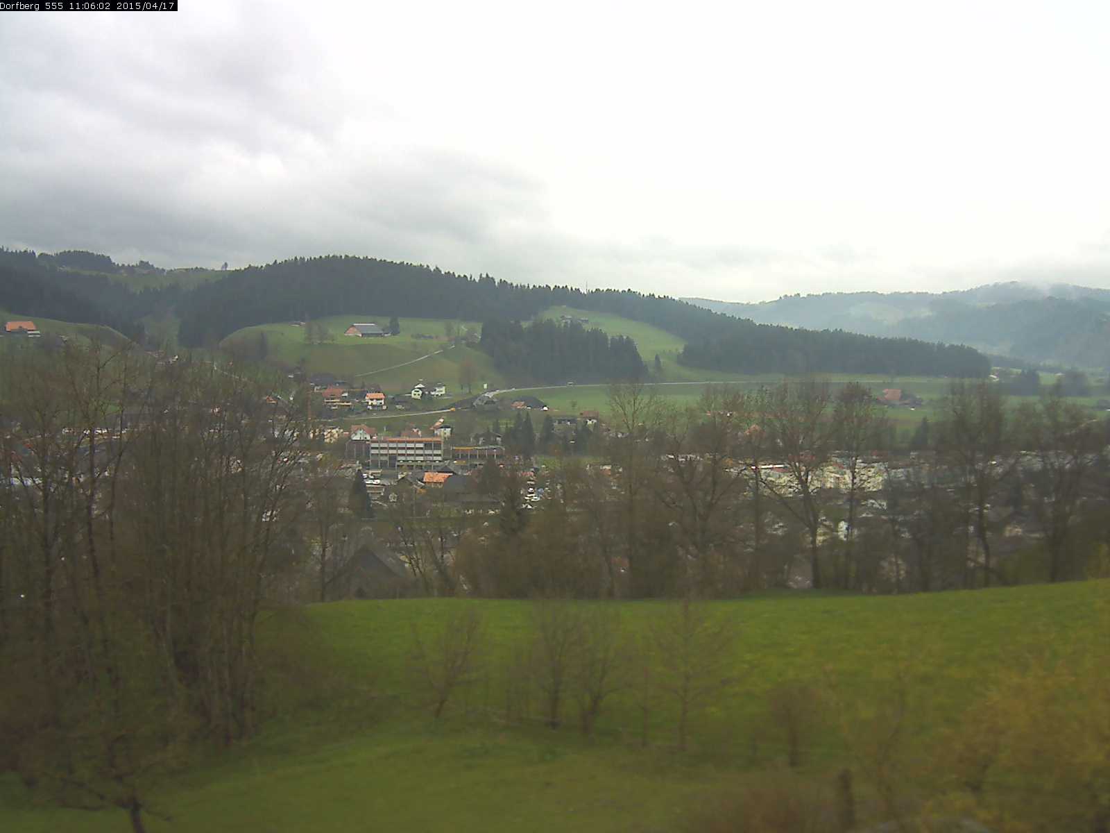 Webcam-Bild: Aussicht vom Dorfberg in Langnau 20150417-110601