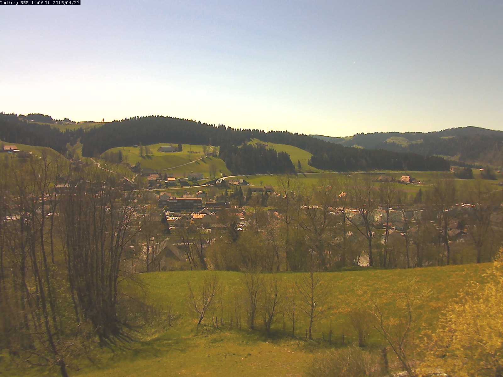 Webcam-Bild: Aussicht vom Dorfberg in Langnau 20150422-140601