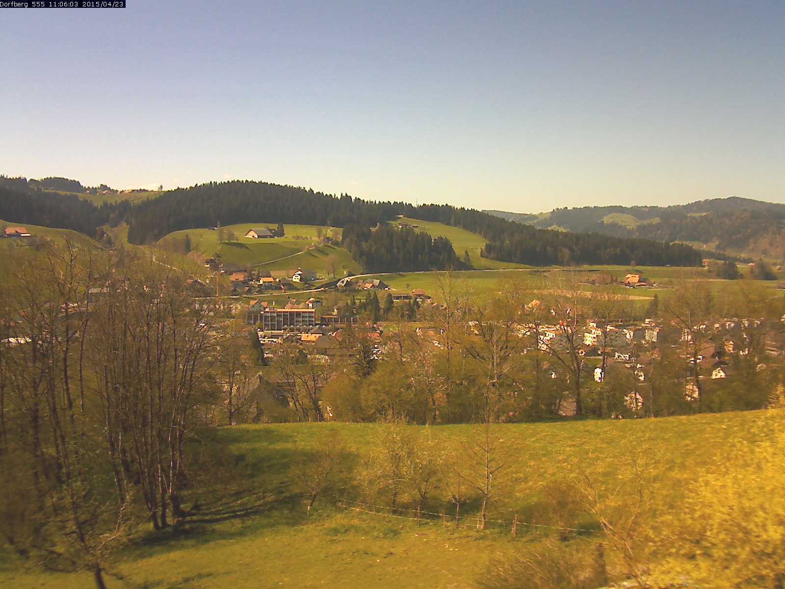 Webcam-Bild: Aussicht vom Dorfberg in Langnau 20150423-110601