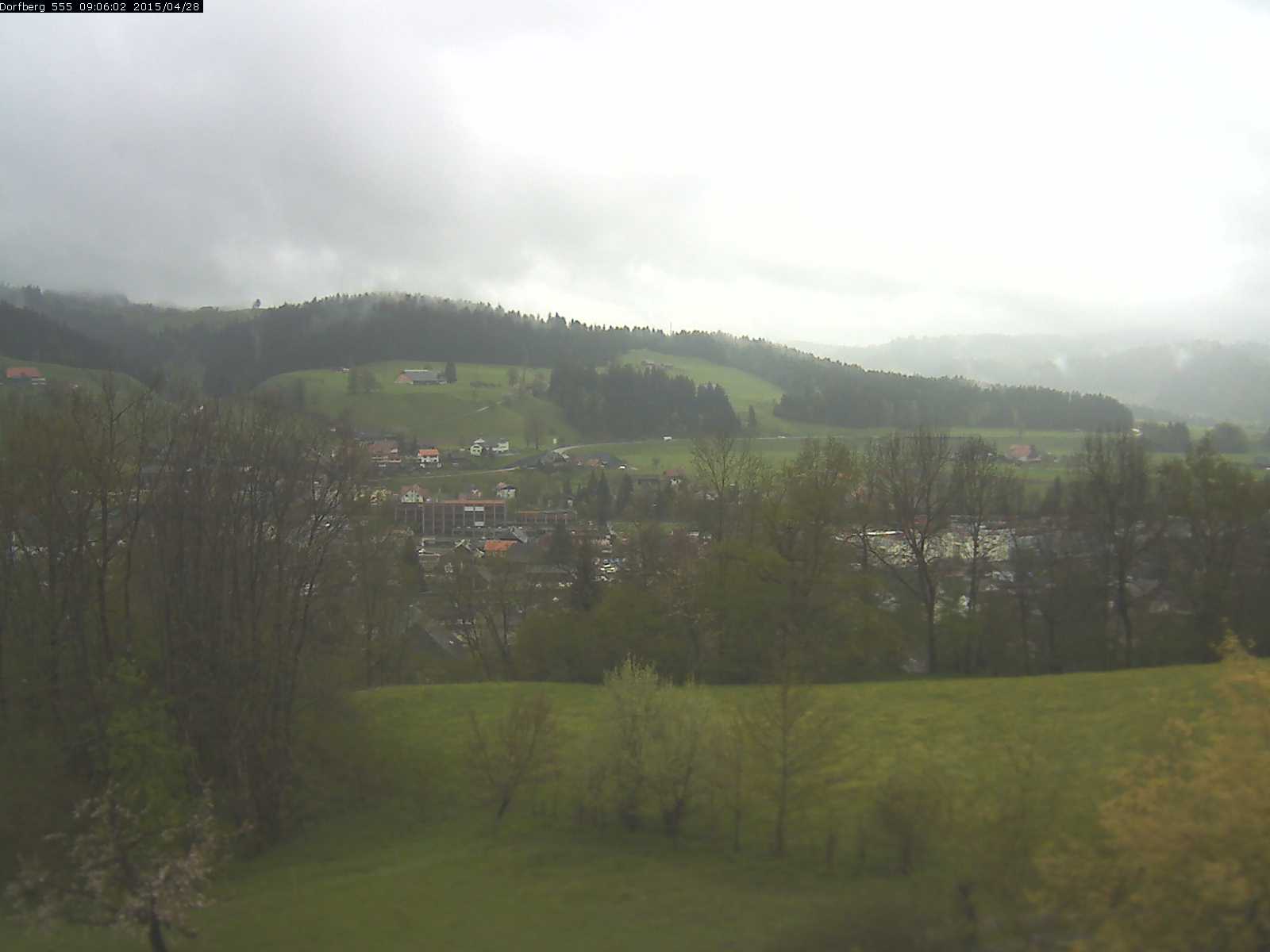 Webcam-Bild: Aussicht vom Dorfberg in Langnau 20150428-090601