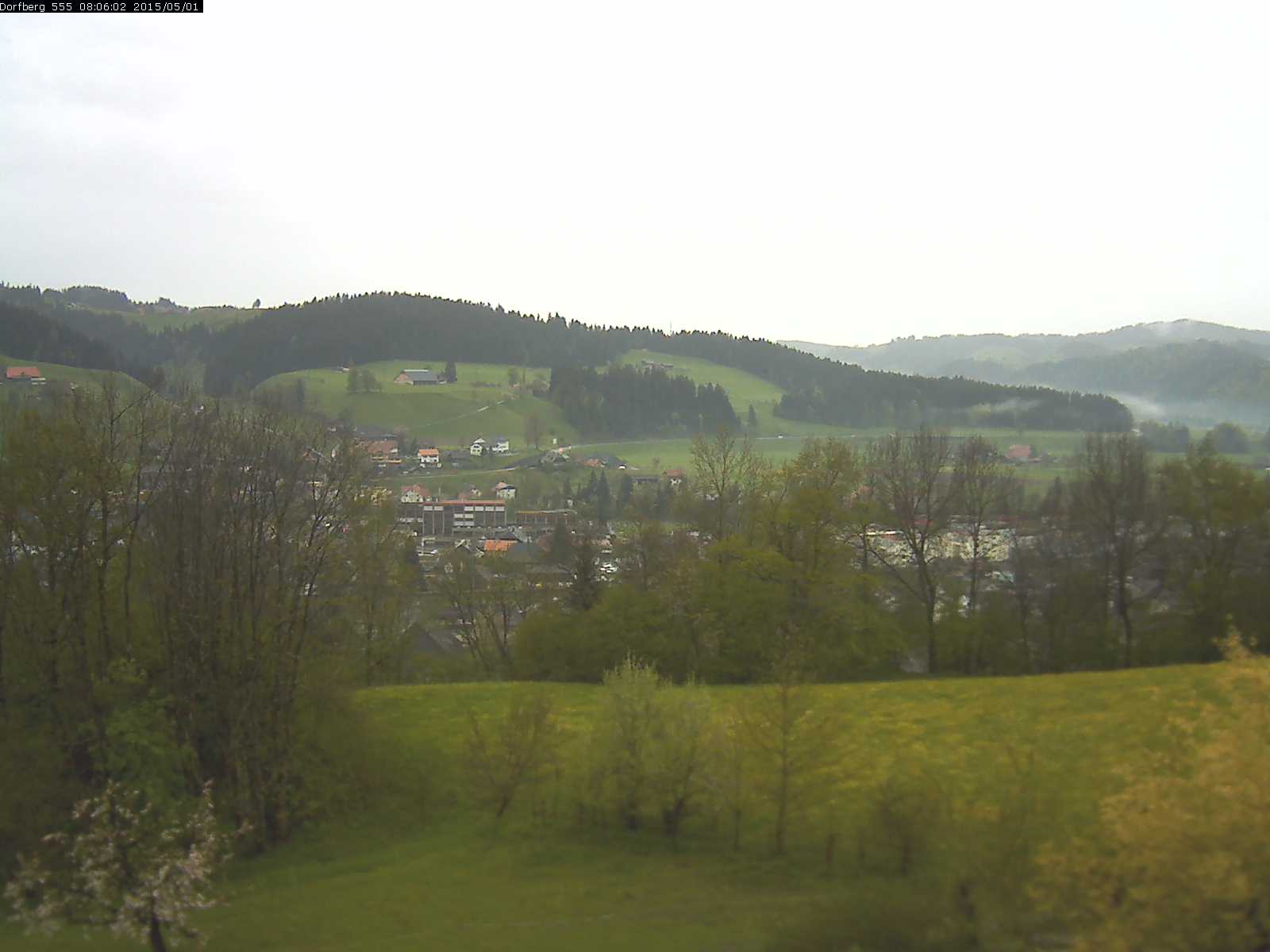 Webcam-Bild: Aussicht vom Dorfberg in Langnau 20150501-080601