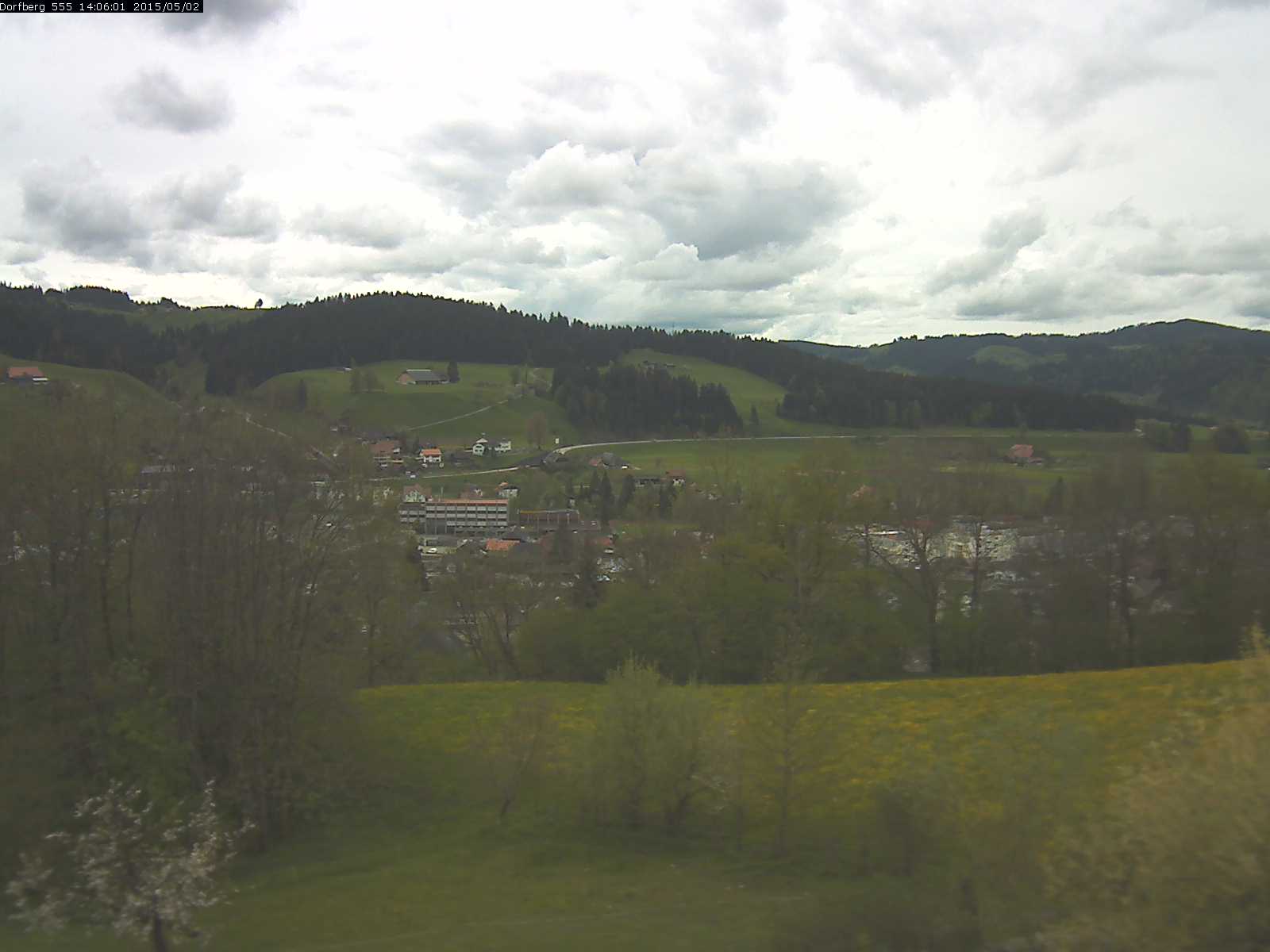 Webcam-Bild: Aussicht vom Dorfberg in Langnau 20150502-140601