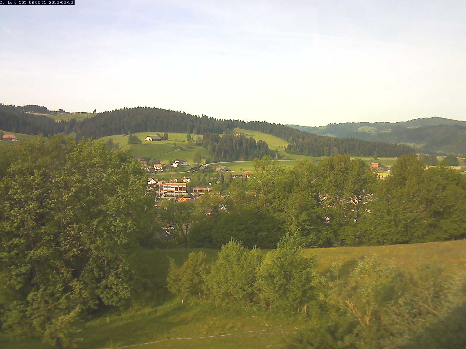 Webcam-Bild: Aussicht vom Dorfberg in Langnau 20150513-080601