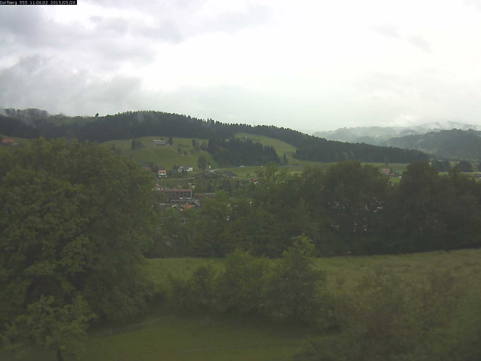 Webcam-Bild: Aussicht vom Dorfberg in Langnau 20150526-110602