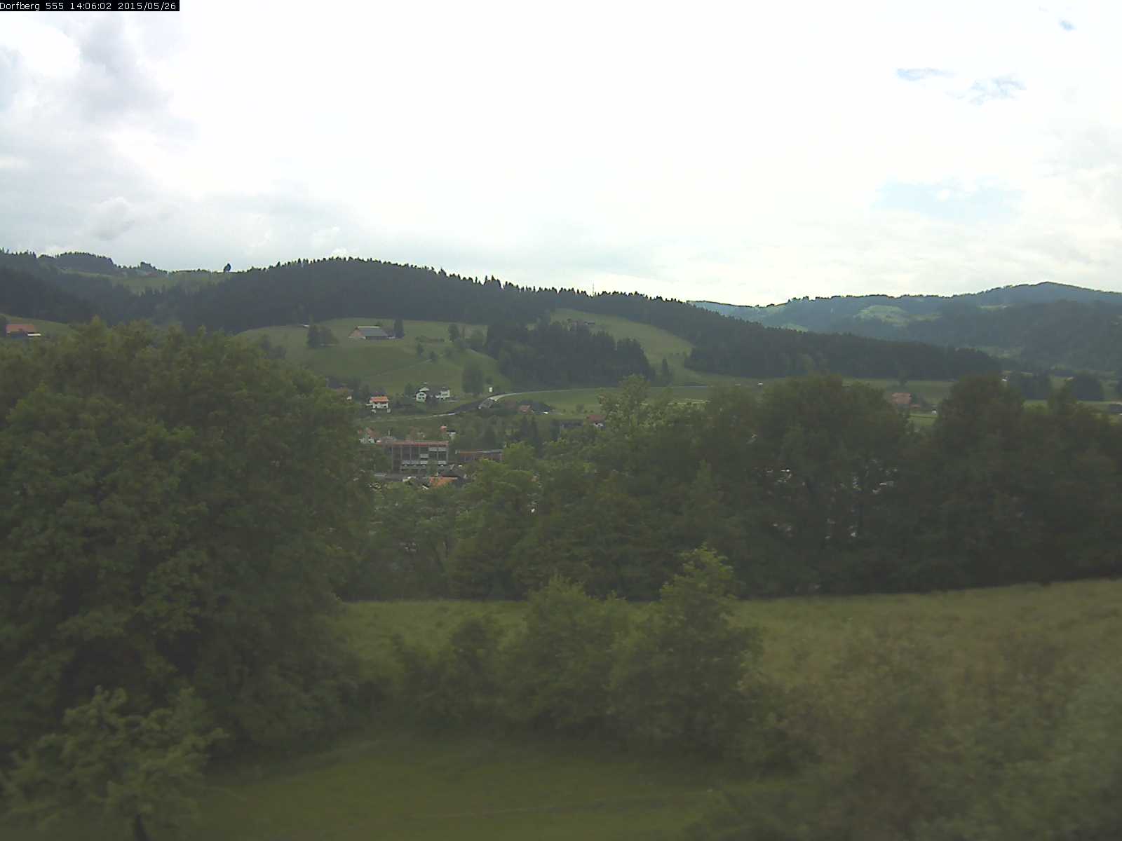 Webcam-Bild: Aussicht vom Dorfberg in Langnau 20150526-140601