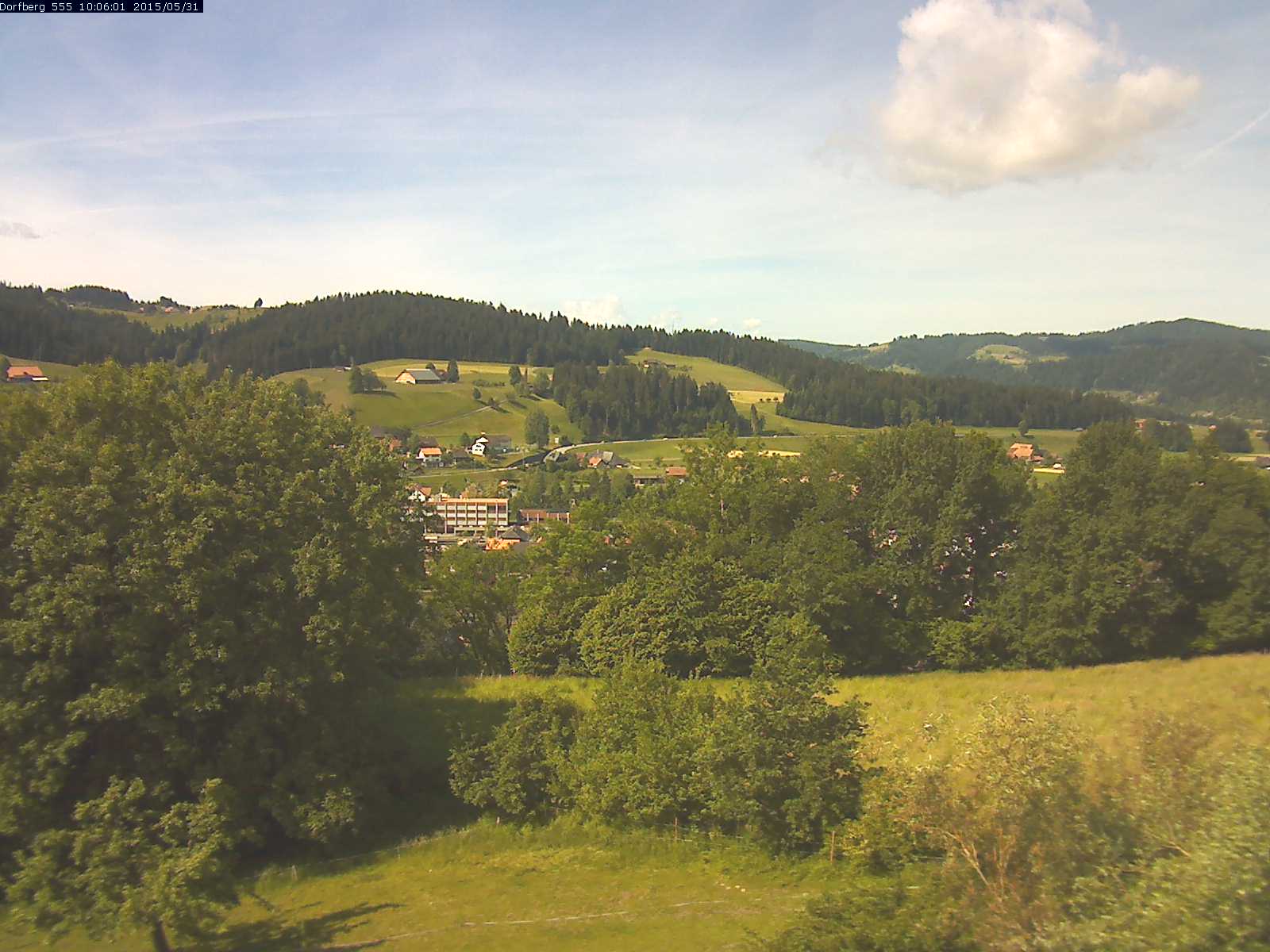 Webcam-Bild: Aussicht vom Dorfberg in Langnau 20150531-100601