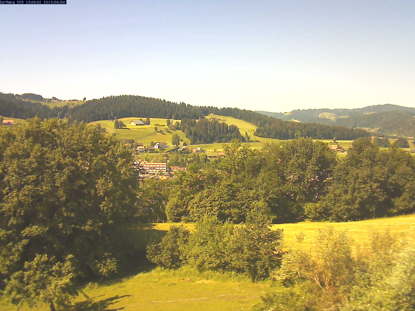 Webcam-Bild: Aussicht vom Dorfberg in Langnau 20150606-100601
