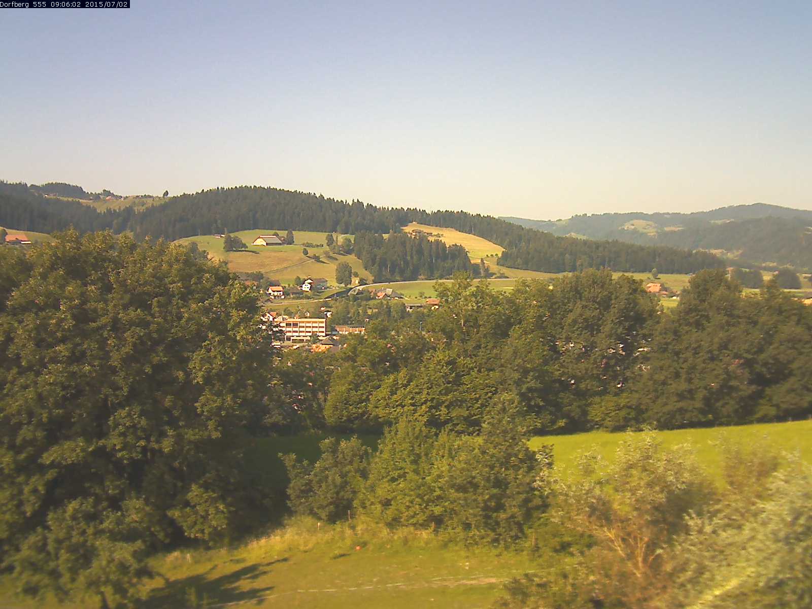 Webcam-Bild: Aussicht vom Dorfberg in Langnau 20150702-090601