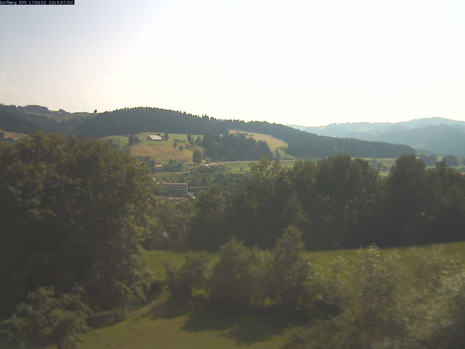 Webcam-Bild: Aussicht vom Dorfberg in Langnau 20150702-170601