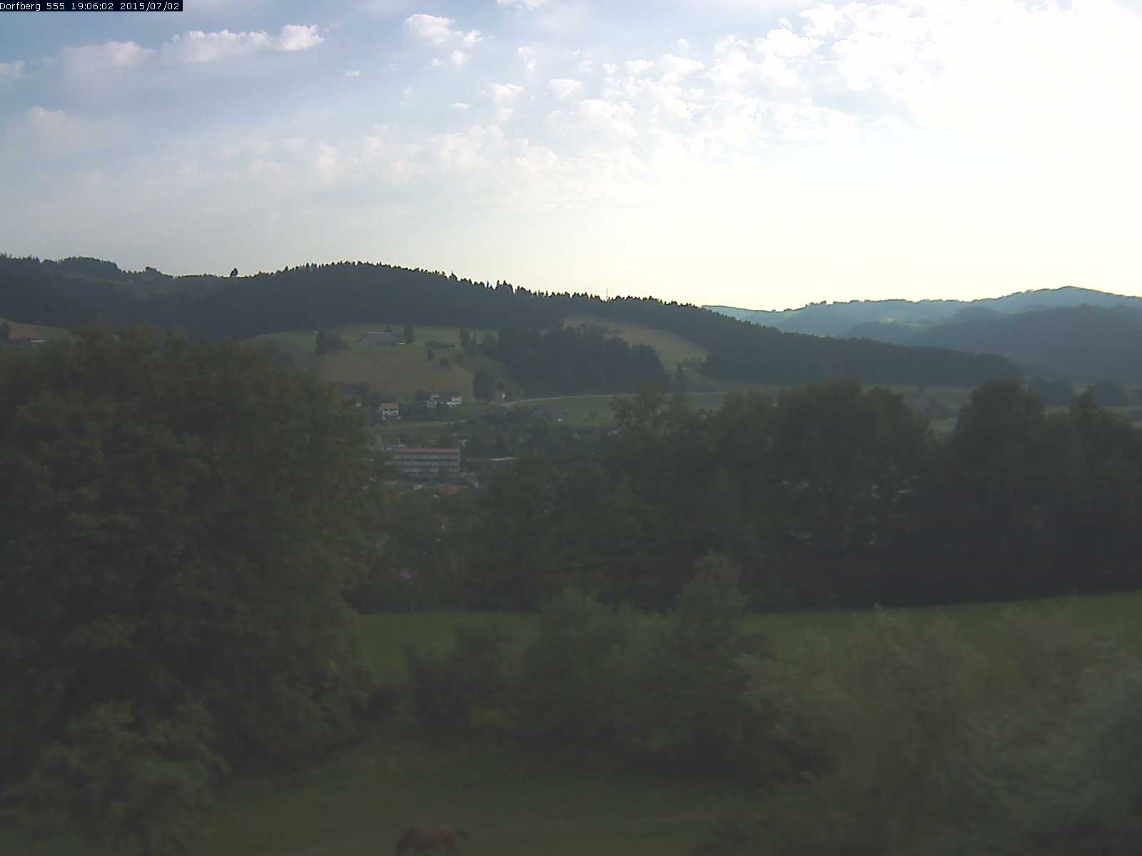Webcam-Bild: Aussicht vom Dorfberg in Langnau 20150702-190601