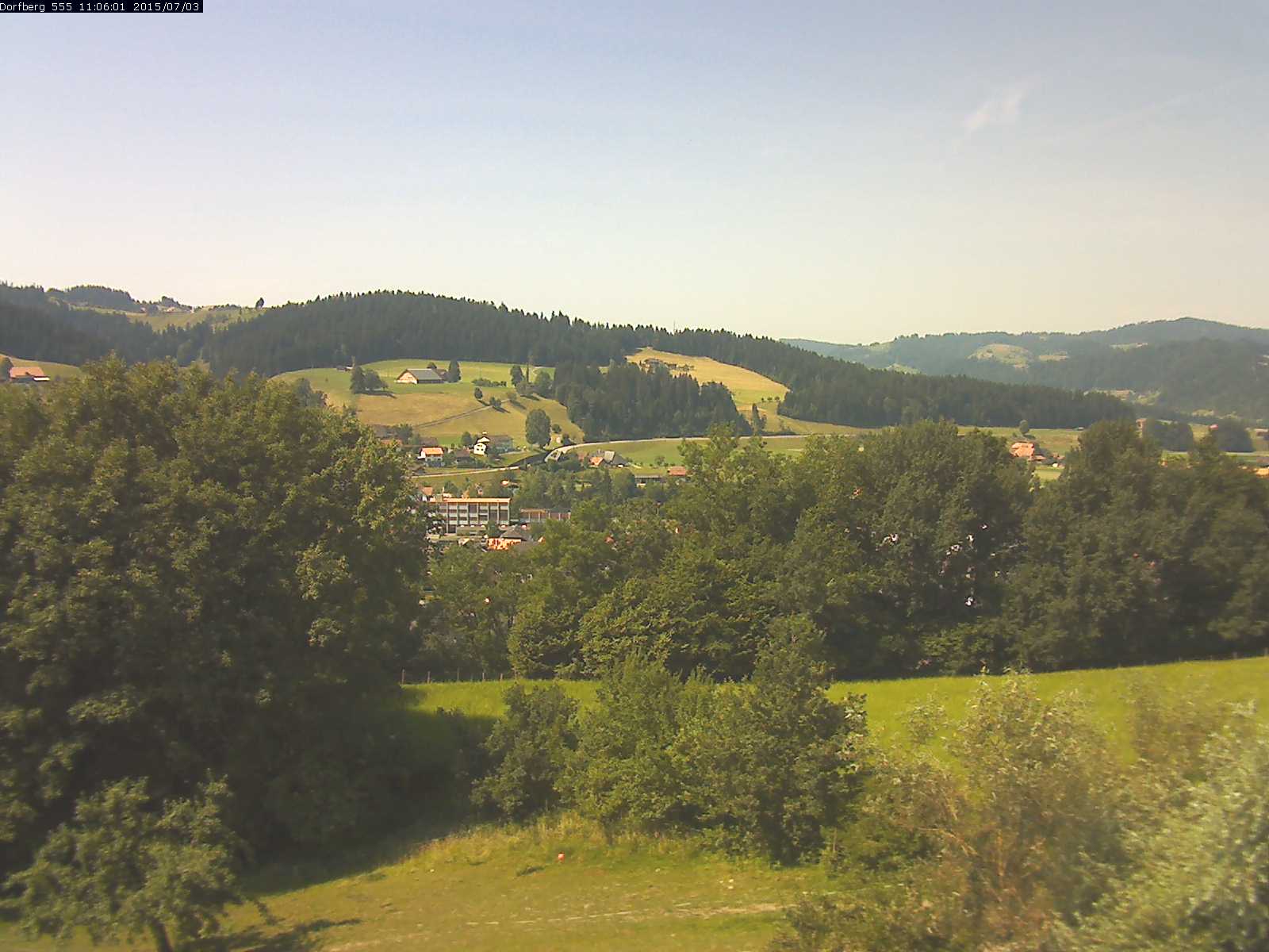 Webcam-Bild: Aussicht vom Dorfberg in Langnau 20150703-110601