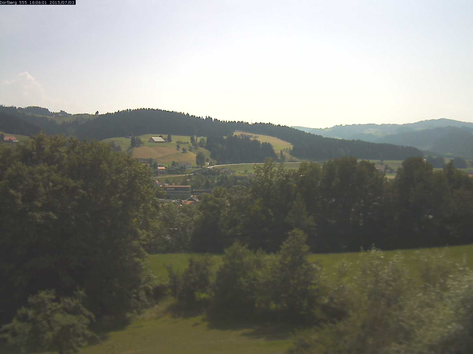Webcam-Bild: Aussicht vom Dorfberg in Langnau 20150703-160601