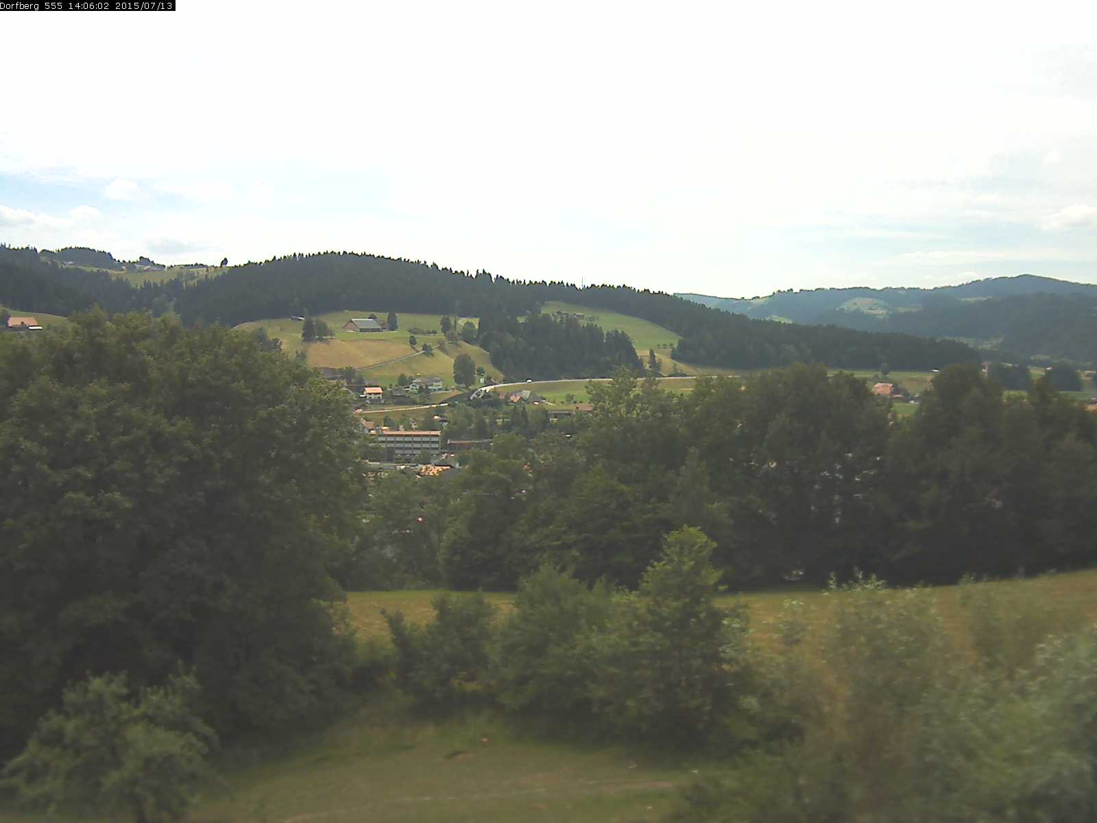 Webcam-Bild: Aussicht vom Dorfberg in Langnau 20150713-140601