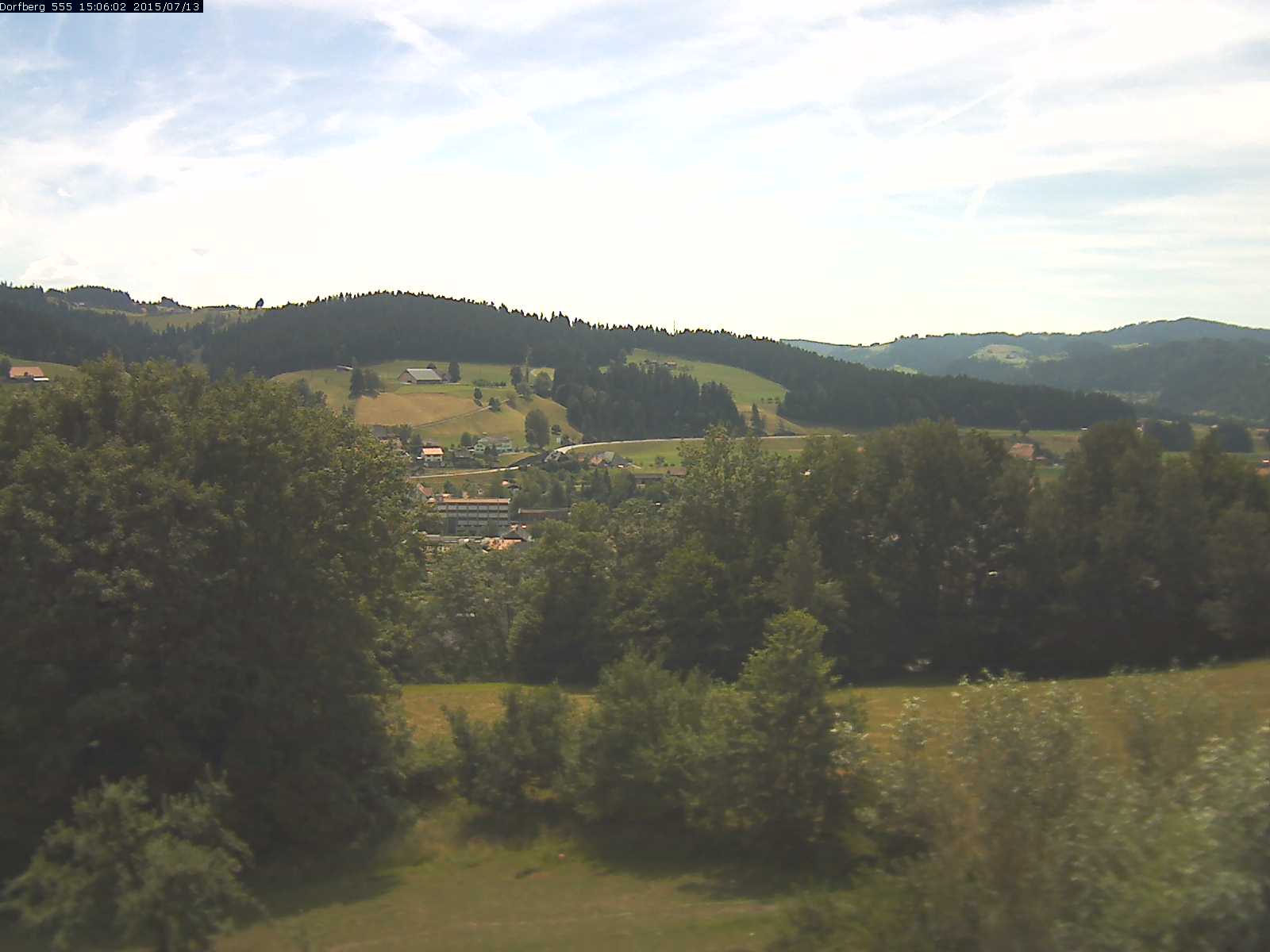 Webcam-Bild: Aussicht vom Dorfberg in Langnau 20150713-150601