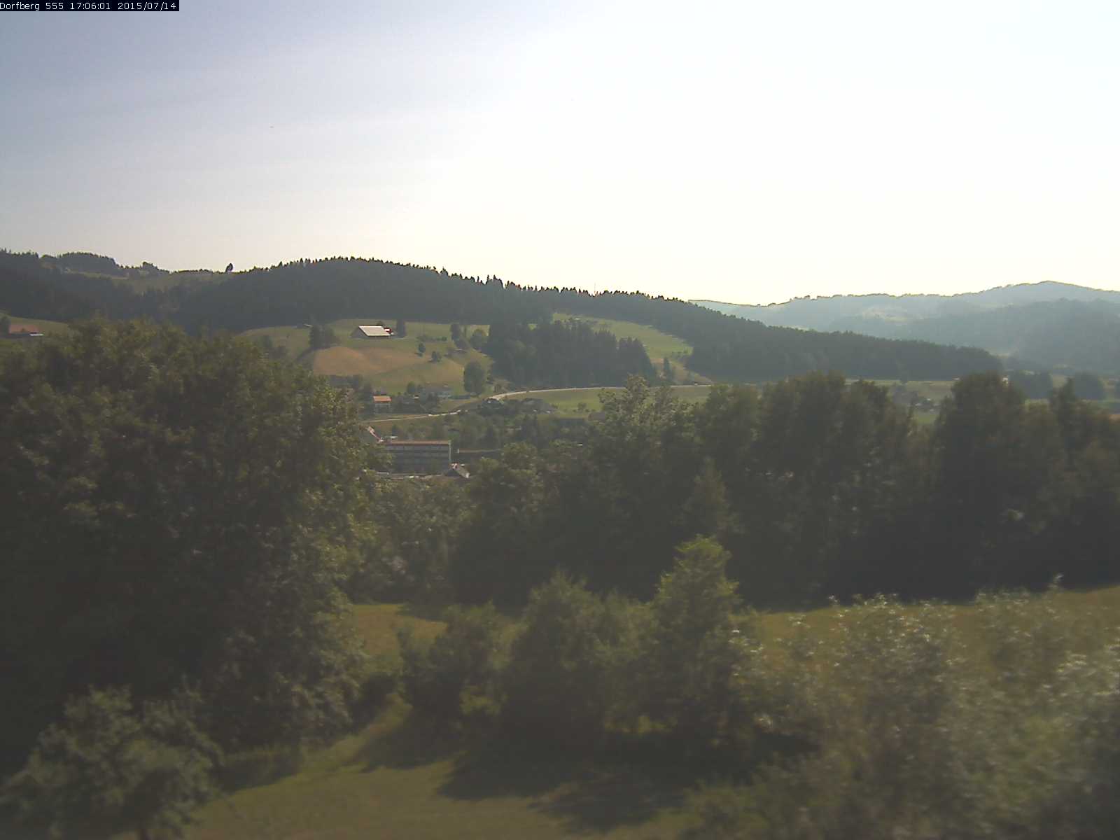 Webcam-Bild: Aussicht vom Dorfberg in Langnau 20150714-170601