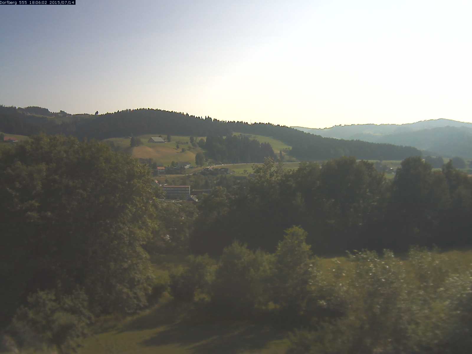 Webcam-Bild: Aussicht vom Dorfberg in Langnau 20150714-180601