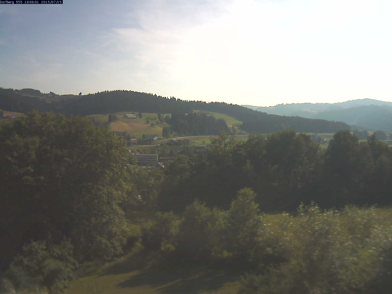 Webcam-Bild: Aussicht vom Dorfberg in Langnau 20150715-180601