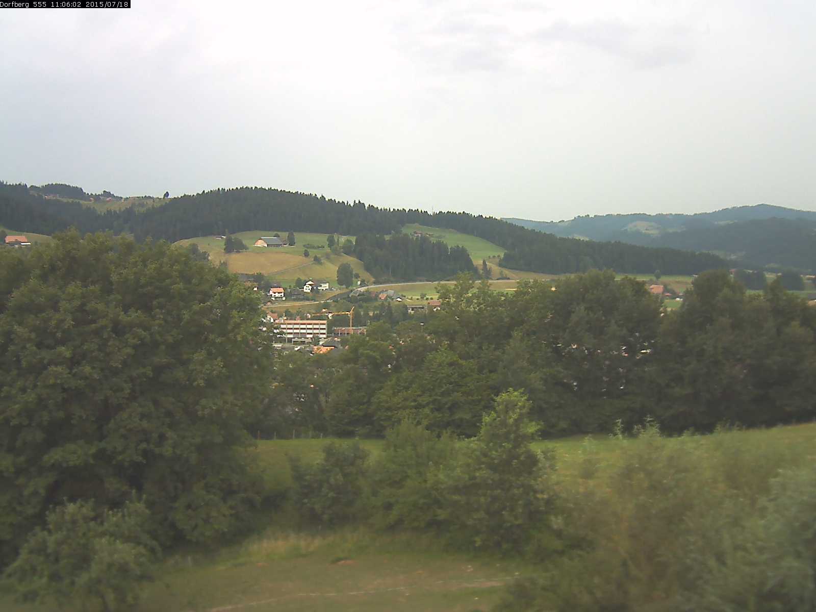 Webcam-Bild: Aussicht vom Dorfberg in Langnau 20150718-110601