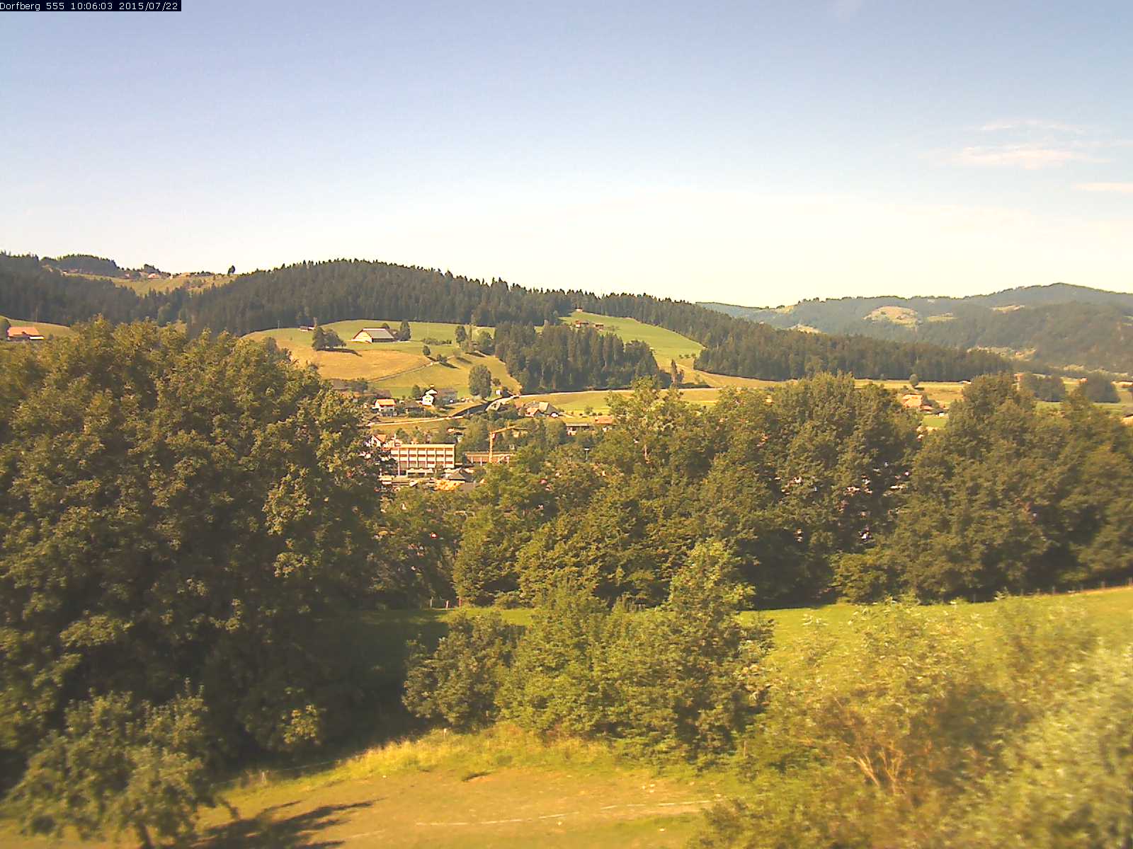 Webcam-Bild: Aussicht vom Dorfberg in Langnau 20150722-100601