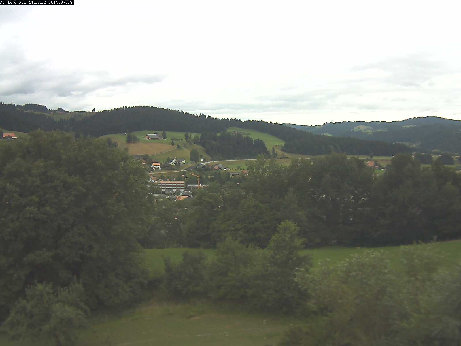 Webcam-Bild: Aussicht vom Dorfberg in Langnau 20150728-110601