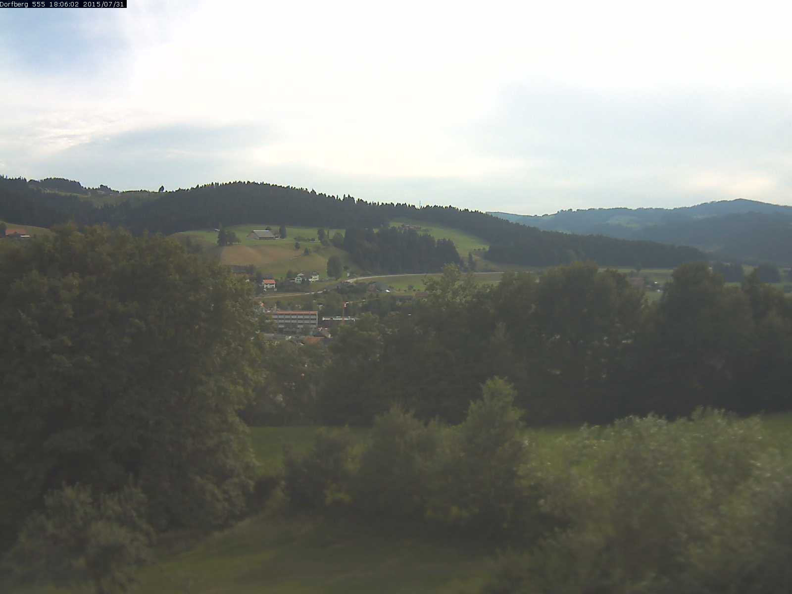Webcam-Bild: Aussicht vom Dorfberg in Langnau 20150731-180601