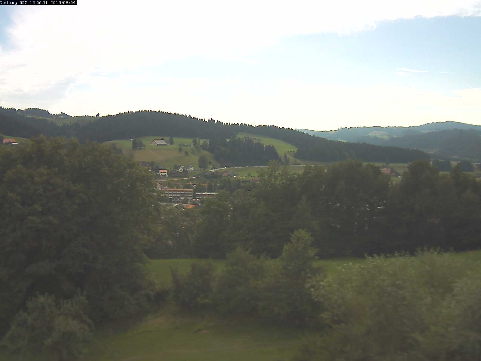 Webcam-Bild: Aussicht vom Dorfberg in Langnau 20150804-160601