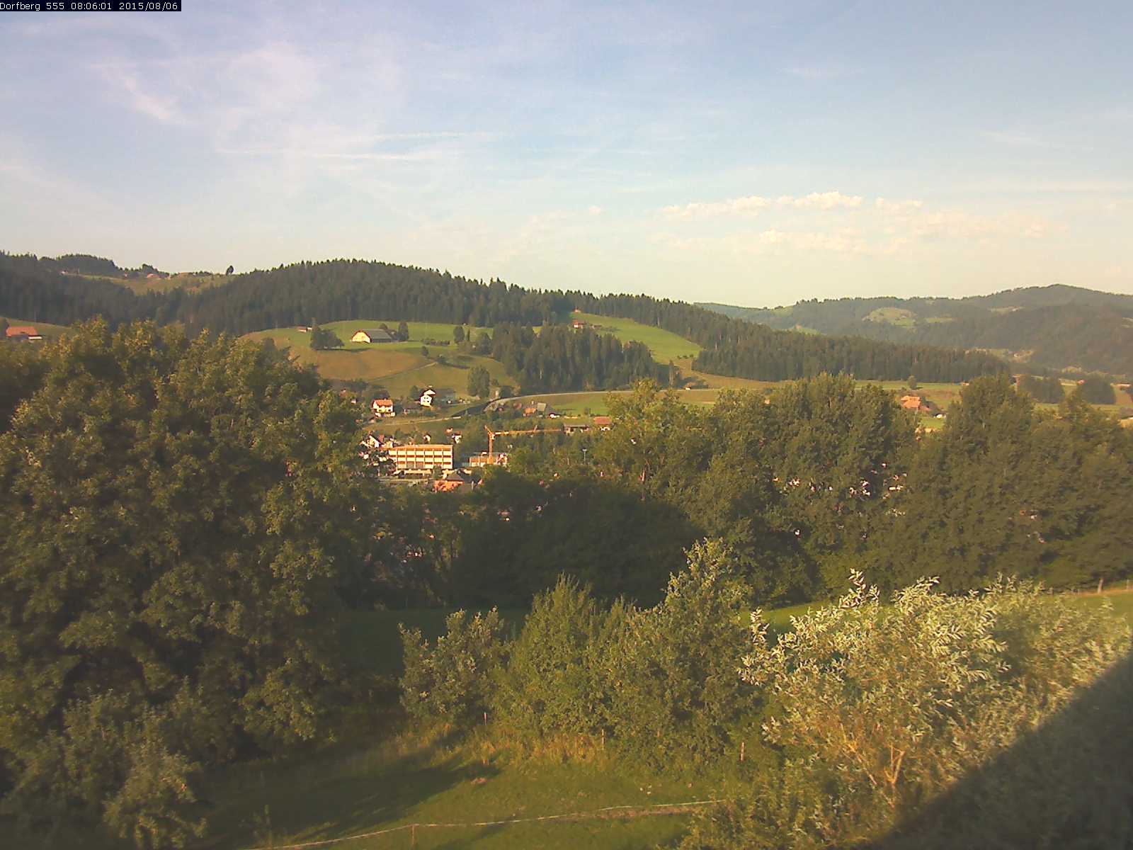 Webcam-Bild: Aussicht vom Dorfberg in Langnau 20150806-080601