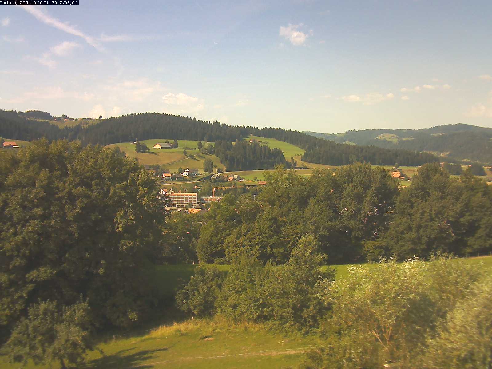 Webcam-Bild: Aussicht vom Dorfberg in Langnau 20150806-100601