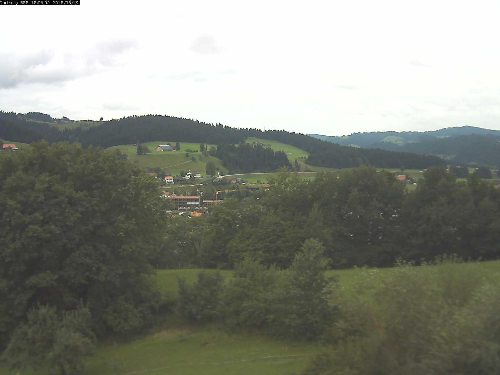 Webcam-Bild: Aussicht vom Dorfberg in Langnau 20150819-150601