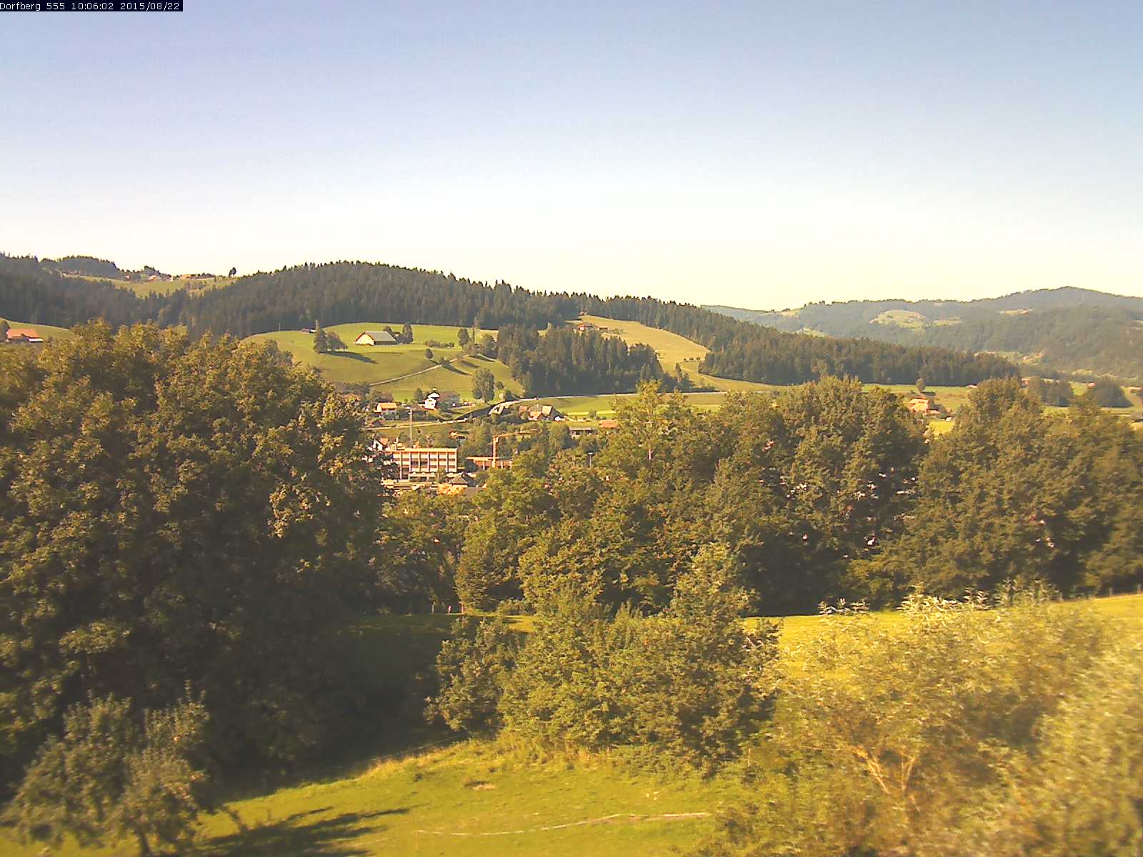 Webcam-Bild: Aussicht vom Dorfberg in Langnau 20150822-100601