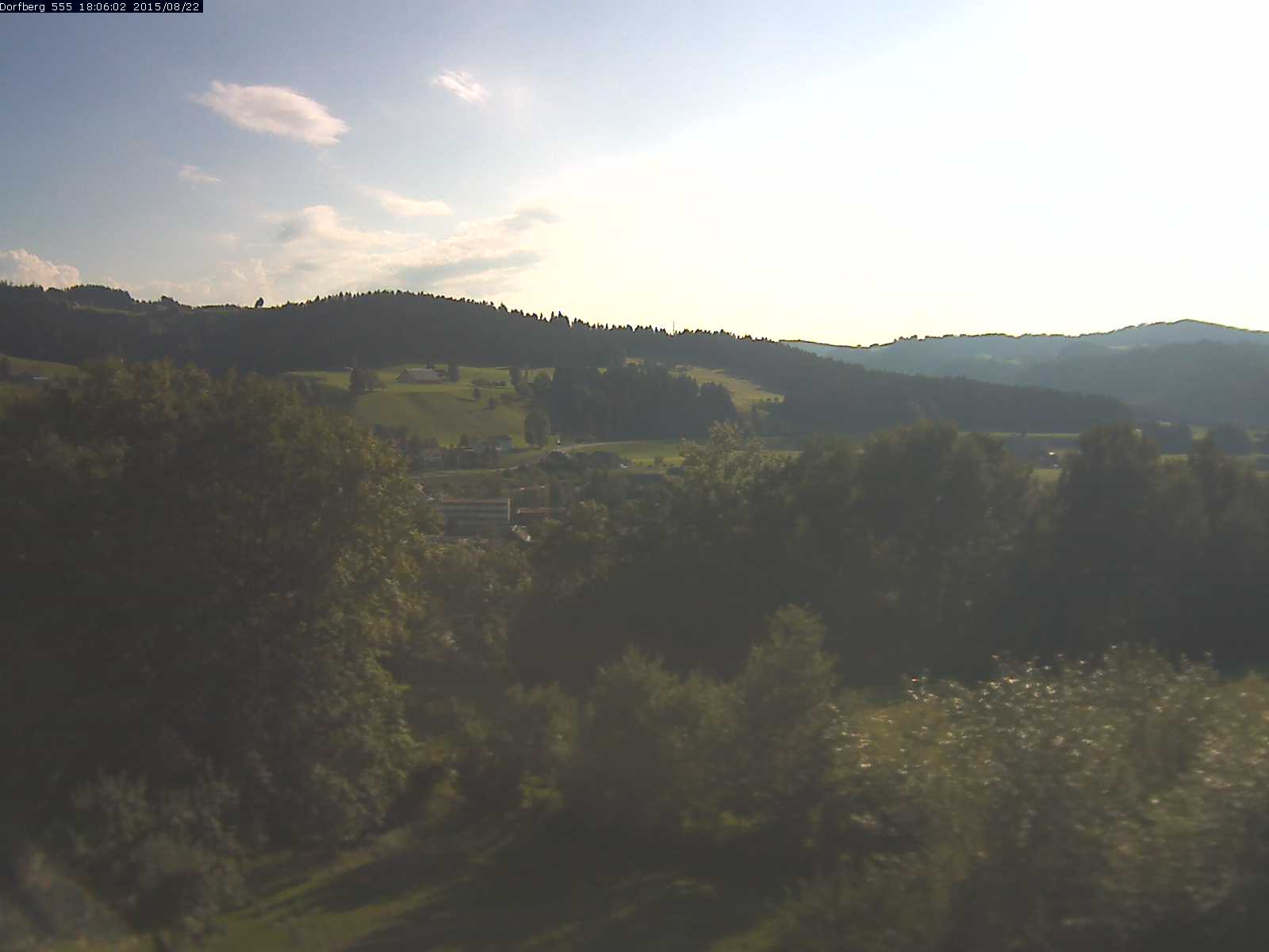 Webcam-Bild: Aussicht vom Dorfberg in Langnau 20150822-180601